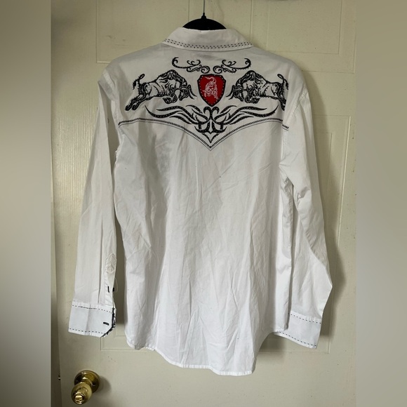 Victorious Los Angeles Western Bull Fighting Button-down Shirt - Picture 2 of 10